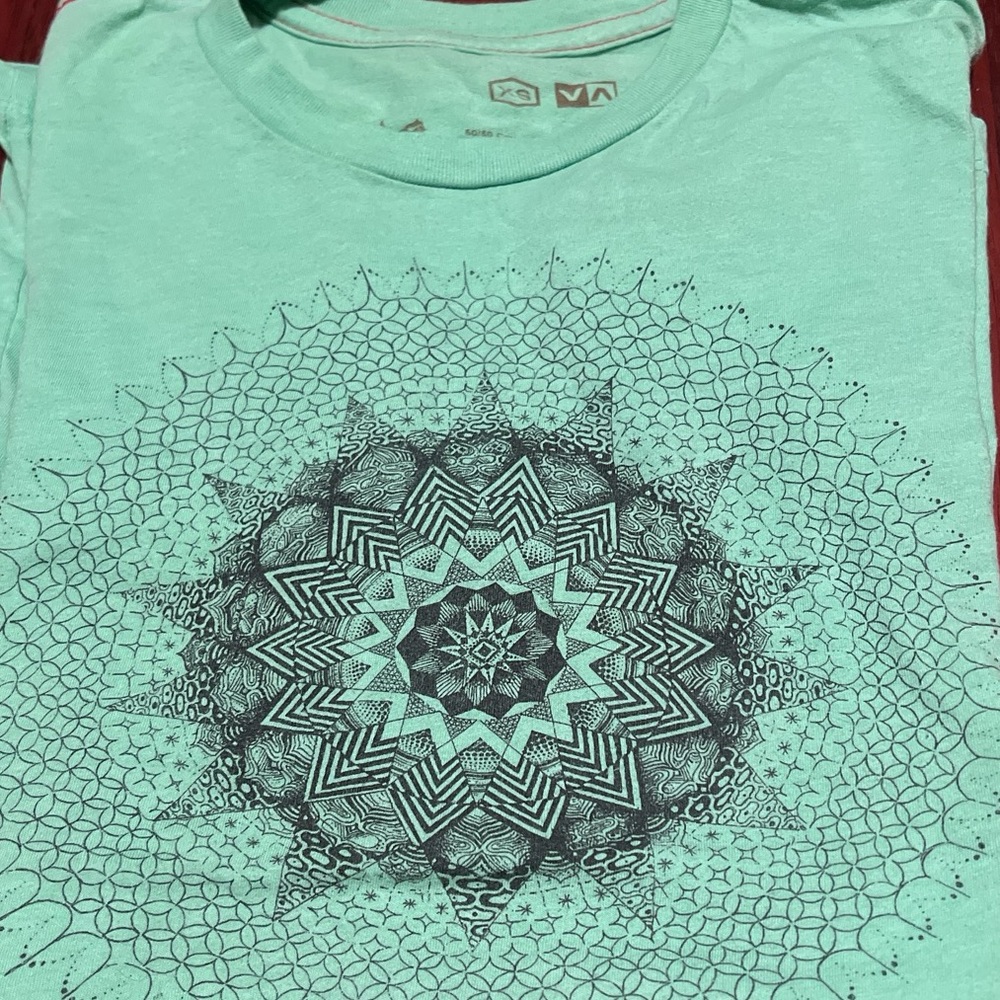 Pretty green RVCA FITTED T with cool Mandala design